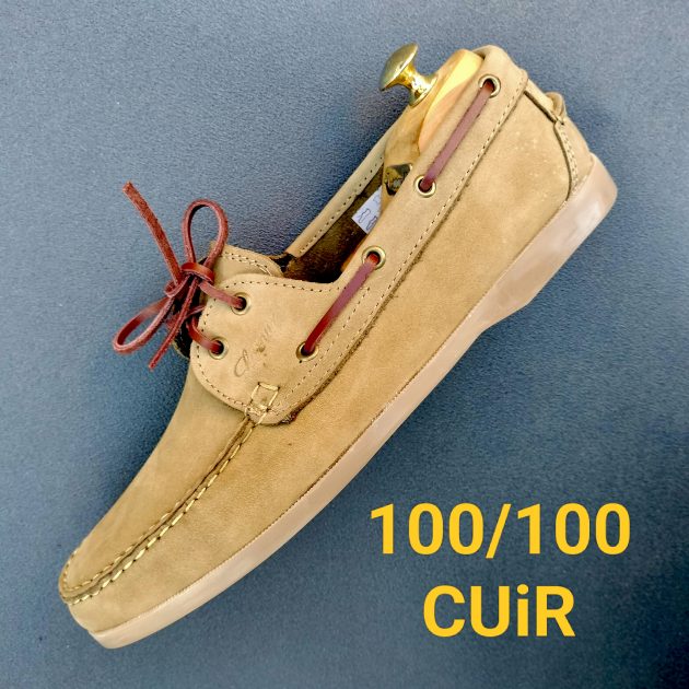 حذاء صيفي من الجلد الطبيعي